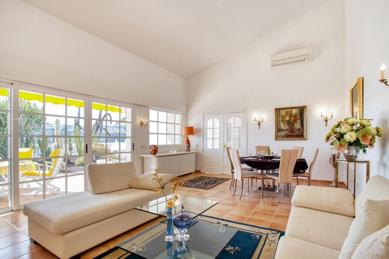 Stunning Villa With Breathtaking Ocean View Mogan Bagian luar foto